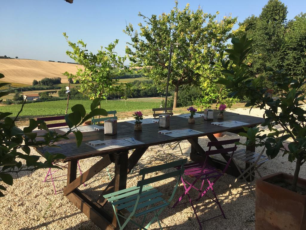 B&B Ceresà - Country House Loreto Esterno foto
