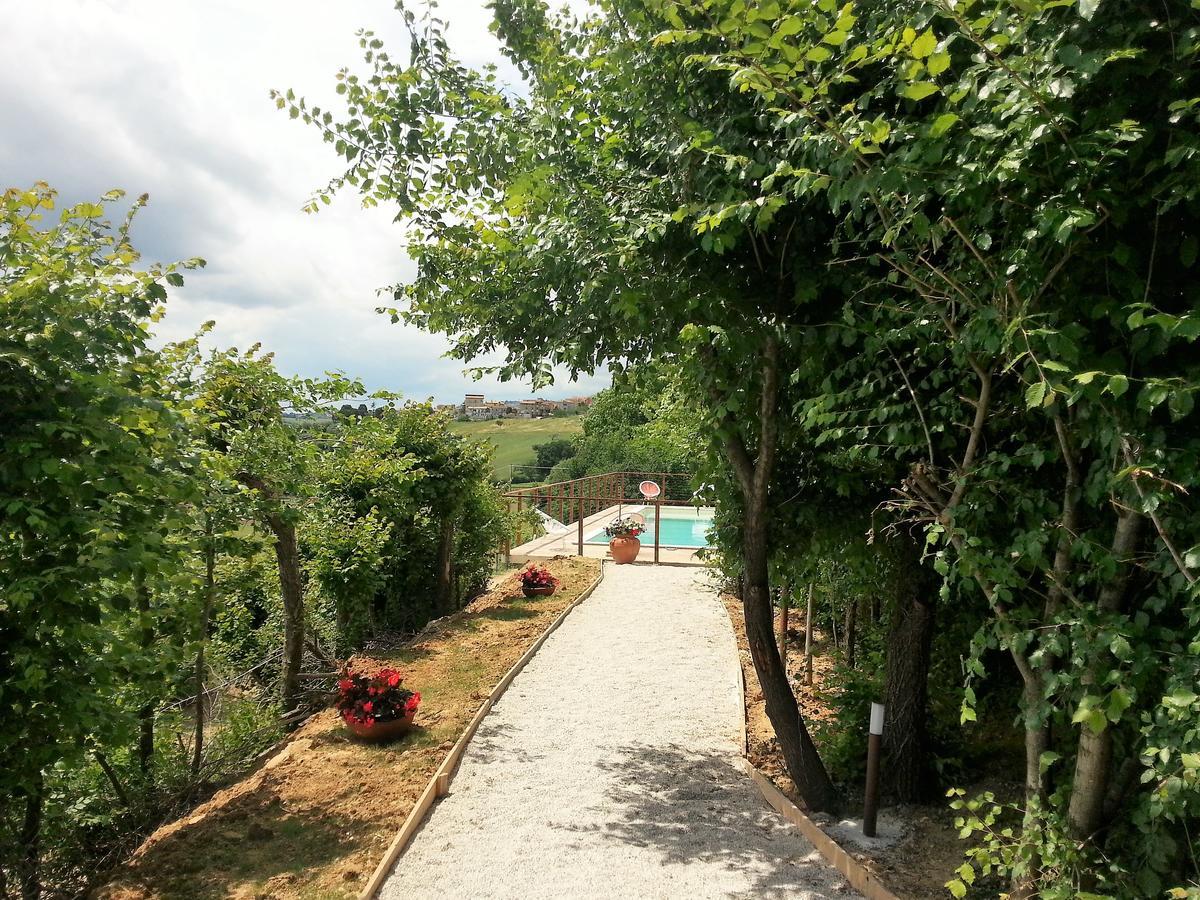 B&B Ceresà - Country House Loreto Esterno foto