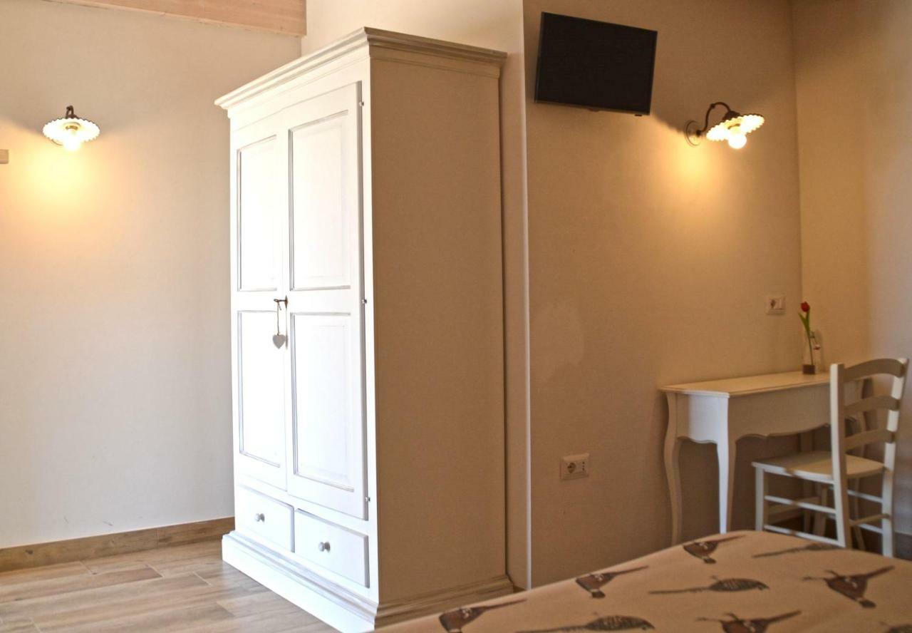 B&B Ceresà - Country House Loreto Esterno foto